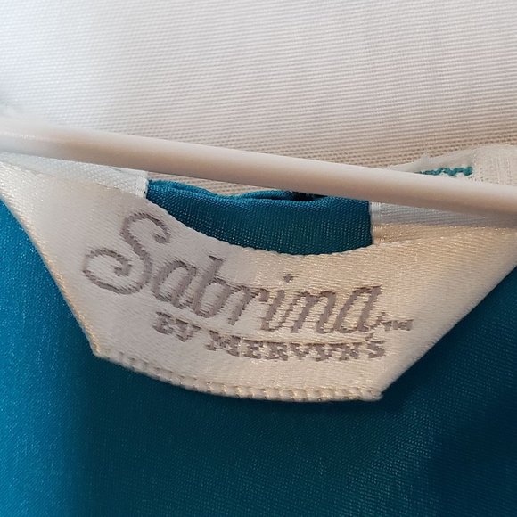 Vintage Nightgown Turquoise Black Embroidered Flowers Sabrina by Mervyns Size L - Picture 5 of 8